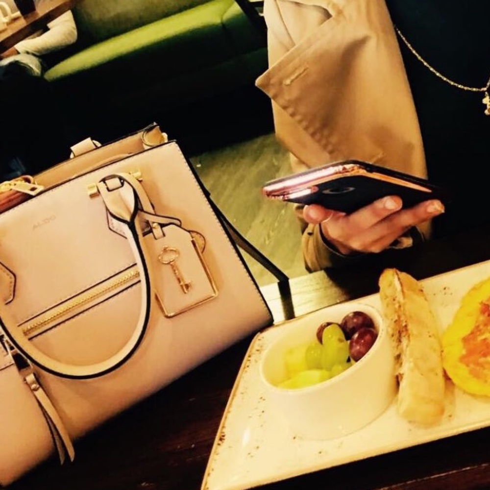 Meet your Posher, Sara